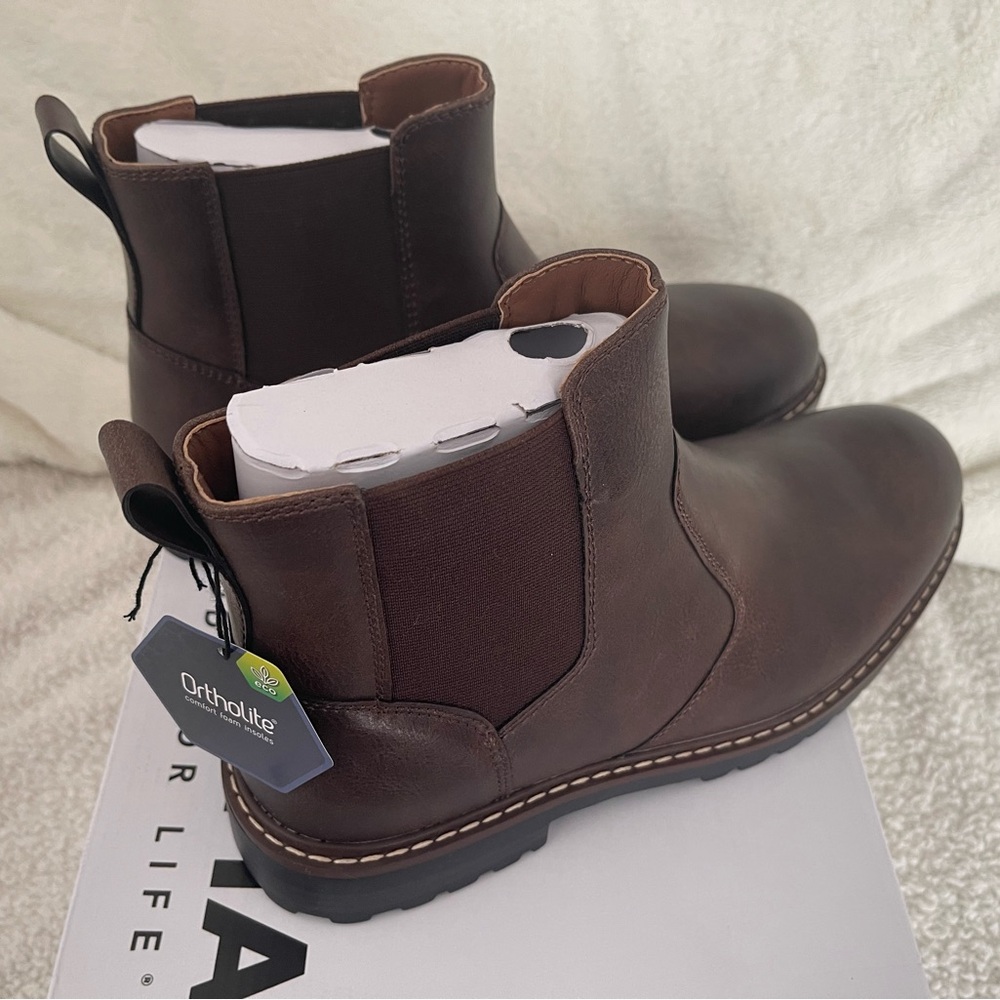 NEW Sonoma Good for Life Brown vegan leather boots sz8 Wide